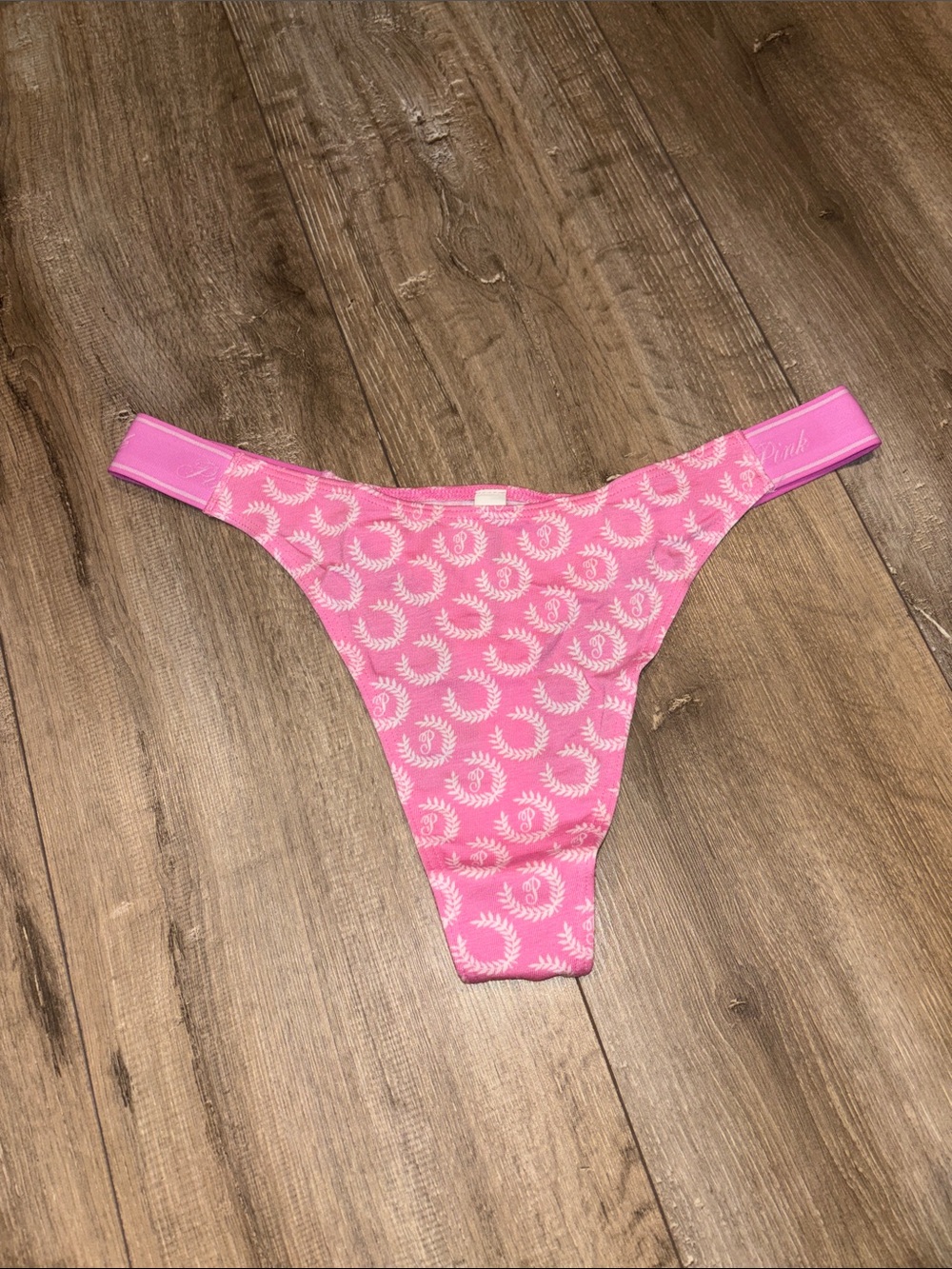 PINK Victoria’s Secret Thong Panty